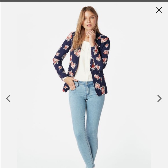 Floral blazer - Picture 6 of 9